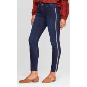 Universal Thread Mid Rise Skinny Denim Jeans Blue